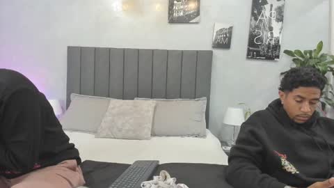 Snapshot of violet_and_myers chatting on September 29, 2025, 11:26 am Violet and Myers online show from September 29, 2025, 11:26 am