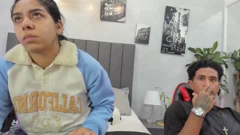 Snapshot of violet_and_myers chatting on October 1, 2025, 11:27 am Violet and Myers online show from October 1, 2025, 11:27 am