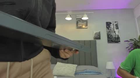 Snapshot of violet_and_myers chatting on October 14, 2025, 11:22 am Violet and Myers online show from October 14, 2025, 11:22 am