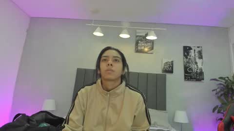 Snapshot of violet_and_myers chatting on October 17, 2025, 11:35 am Violet and Myers online show from October 17, 2025, 11:35 am