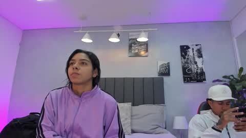 Snapshot of violet_and_myers chatting on October 24, 2025, 11:17 am Violet and Myers online show from October 24, 2025, 11:17 am