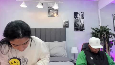 Snapshot of violet_and_myers chatting on November 8, 2025, 11:43 am Violet and Myers online show from November 8, 2025, 11:43 am