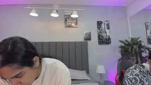 Snapshot of violet_and_myers chatting on November 16, 2025, 11:16 am Violet and Myers online show from November 16, 2025, 11:16 am