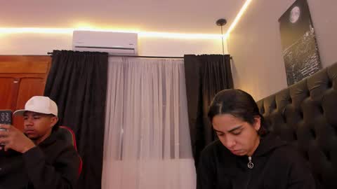 Snapshot of violet_and_myers chatting on November 29, 2025, 11:24 am Violet and Myers online show from November 29, 2025, 11:24 am