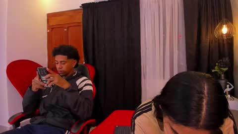 Snapshot of violet_and_myers chatting on November 30, 2025, 11:14 am Violet and Myers online show from November 30, 2025, 11:14 am