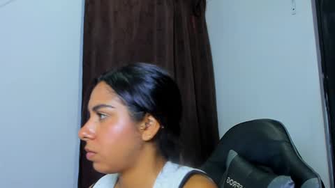 Violet and Myers online show from April 4, 2026, 6:27 pm