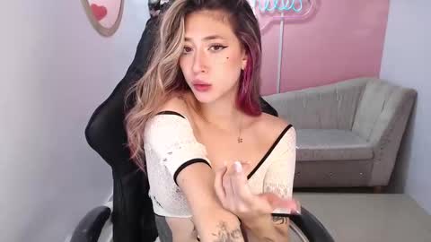 violet online show from December 9, 2024, 10:41 pm