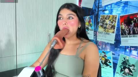 Violet Fiore online show from April 6, 2026, 2:40 pm