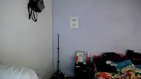 violet_hyuga online show from February 25, 2025, 9:35 pm