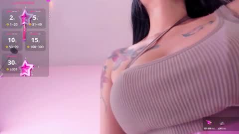 violet online show from October 15, 2025, 1:44 pm