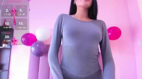 violet online show from November 4, 2025, 12:59 pm