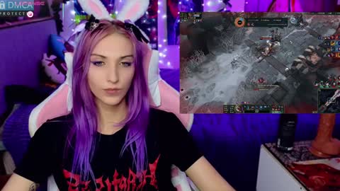 Snapshot of violet_noir_ chatting on January 22, 2025, 10:40 am Deya online show from January 22, 2025, 10:40 am