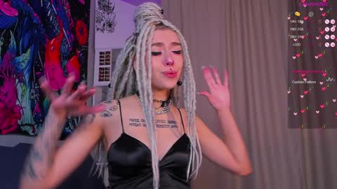 Violet online show from December 15, 2024, 11:12 am