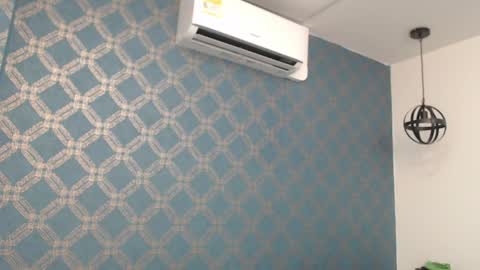 Violeta  online show from December 14, 2024, 1:17 am