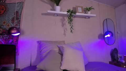 Violeta  online show from October 6, 2025, 11:40 am