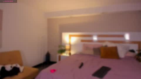 Violeta  online show from April 11, 2026, 11:14 am