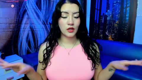 Snapshot of violeta_diazz chatting on January 8, 2025, 9:12 pm     online show from January 8, 2025, 9:12 pm