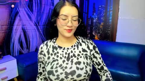 Snapshot of violeta_diazz chatting on February 19, 2025, 9:14 pm     online show from February 19, 2025, 9:14 pm