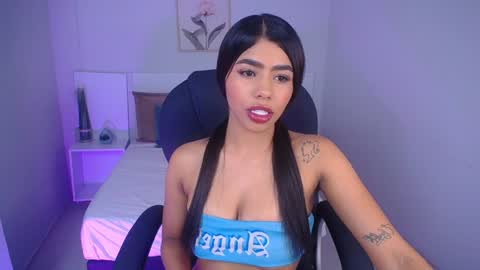 Snapshot of violeta_leon chatting on December 12, 2024, 9:30 am Violeta leon online show from December 12, 2024, 9:30 am