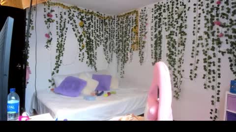 Violeta online show from March 20, 2026, 6:13 pm