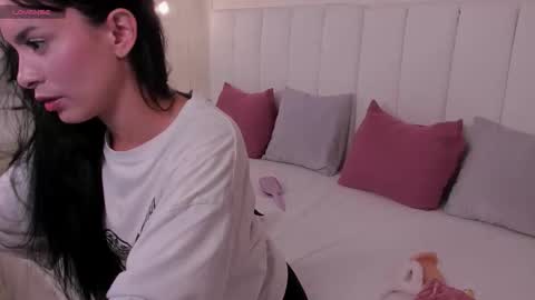 Violeta Rodriguez online show from March 15, 2026, 8:15 pm