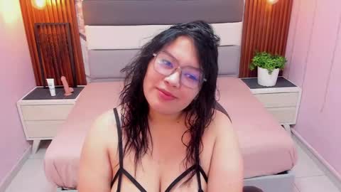 Snapshot of violetawilson chatting on June 9, 2026, 12:39 pm Violeta online show from June 9, 2026, 12:39 pm