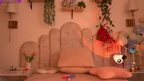 Snapshot of violeth___ chatting on February 6, 2026, 1:14 pm violeth___ online show from February 6, 2026, 1:14 pm