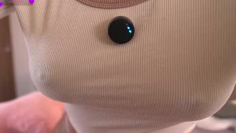 violeth___ online show from March 19, 2026, 1:26 pm