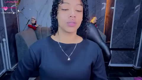 Snapshot of violeth_b chatting on April 21, 2026, 1:06 pm violeth_b online show from April 21, 2026, 1:06 pm