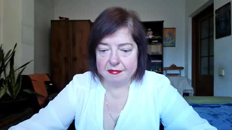 Snapshot of violetpulse chatting on January 19, 2026, 12:53 pm violetpulse online show from January 19, 2026, 12:53 pm