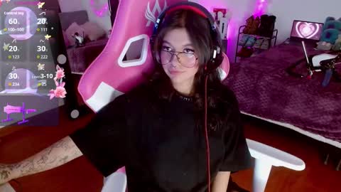   online show from September 29, 2025, 8:24 pm