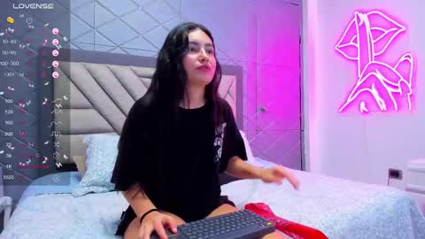 Violet Rousse online show from January 31, 2025, 6:47 pm