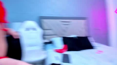 Violet Rousse online show from February 7, 2025, 1:01 pm