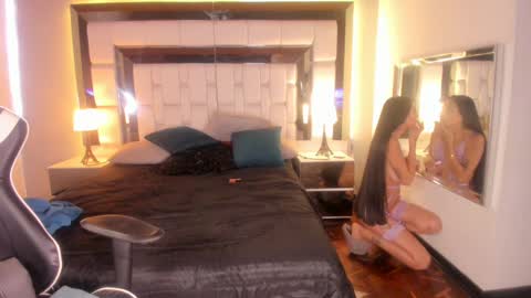 Snapshot of violetskinny chatting on February 3, 2025, 6:49 pm violetskinny online show from February 3, 2025, 6:49 pm