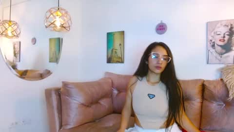 Snapshot of violetsweet_cs chatting on February 4, 2025, 7:07 am violetsweet_cs online show from February 4, 2025, 7:07 am