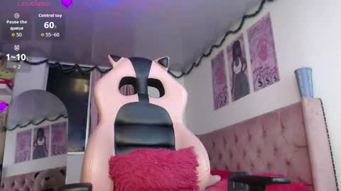 Snapshot of violett_brown9 chatting on April 30, 2026, 4:19 am violett_brown9 online show from April 30, 2026, 4:19 am
