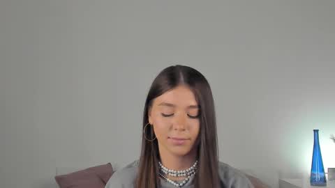 violetta_finch online show from February 9, 2025, 8:22 am