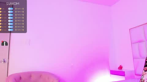 Snapshot of violetta_foxx1 chatting on April 30, 2026, 10:25 pm violeta online show from April 30, 2026, 10:25 pm