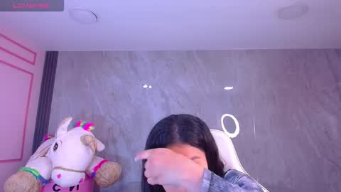 Violetta  online show from October 16, 2025, 3:18 am