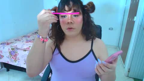 Snapshot of violettacam69 chatting on April 10, 2026, 8:08 am violettacam69 online show from April 10, 2026, 8:08 am