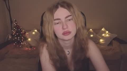 ViolettaOtis online show from December 20, 2025, 2:24 pm