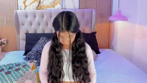 Snapshot of violettaruizz chatting on June 2, 2026, 11:01 am violettaruizz online show from June 2, 2026, 11:01 am