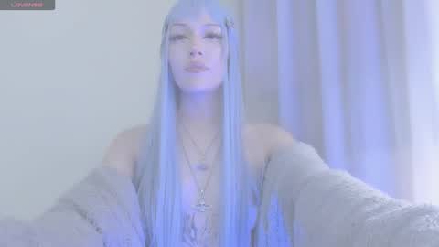 Violett online show from October 25, 2025, 6:54 am