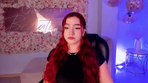 Violett Castel online show from September 25, 2025, 7:17 pm