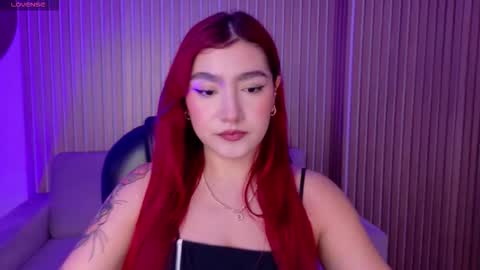 Violett Castel online show from January 11, 2026, 4:34 pm