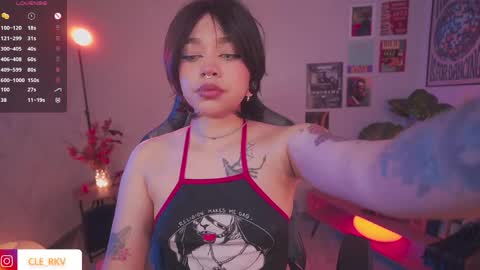 Snapshot of violette_clerk1 chatting on April 29, 2026, 10:41 am JULIE UWU online show from April 29, 2026, 10:41 am