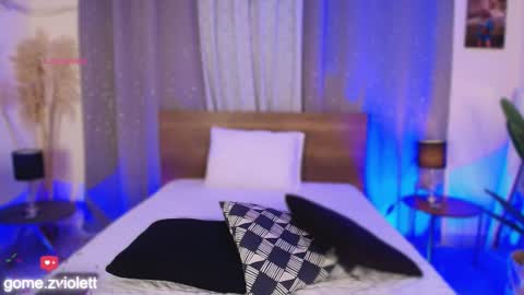 Violett online show from November 23, 2025, 4:12 am