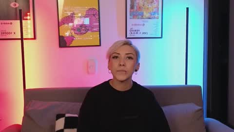 Violet online show from March 16, 2026, 1:44 am