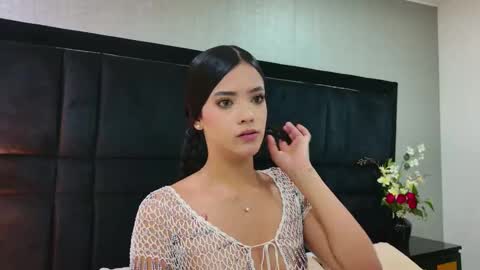 Snapshot of violettjhonson chatting on January 12, 2026, 5:29 pm ViolettJhonson online show from January 12, 2026, 5:29 pm