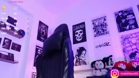 Snapshot of violettlane chatting on January 14, 2025, 11:48 pm Violeta online show from January 14, 2025, 11:48 pm